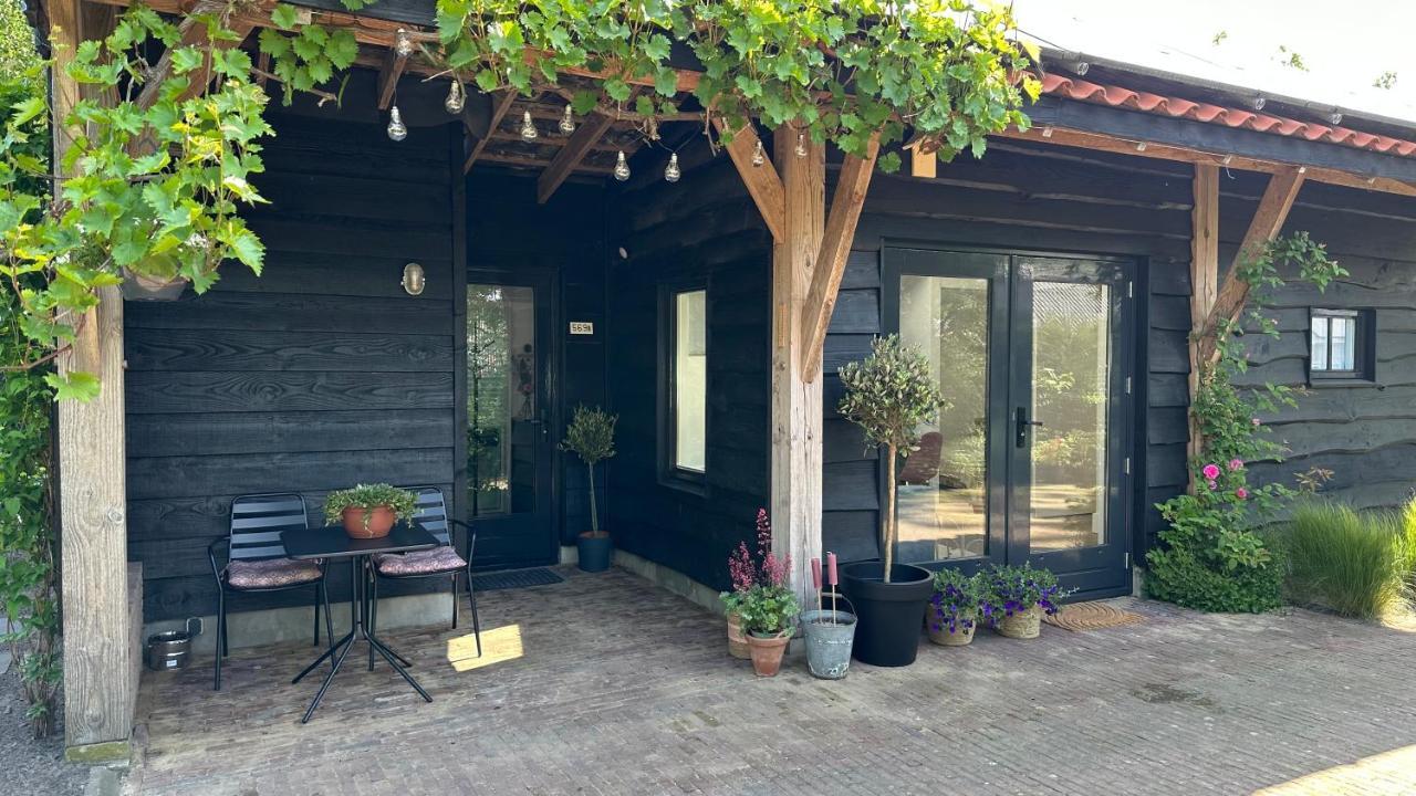 Bedandbreakfastrouveen Luaran gambar